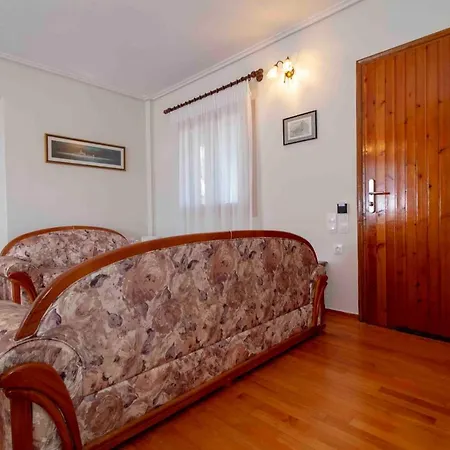 Laconian Collection # Manousi Mystras